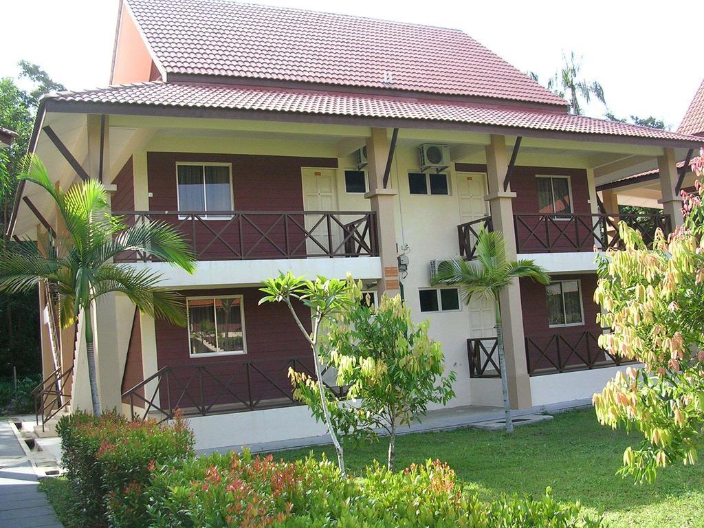 Rompin Beach Resorts Kuala Rompin Exterior foto