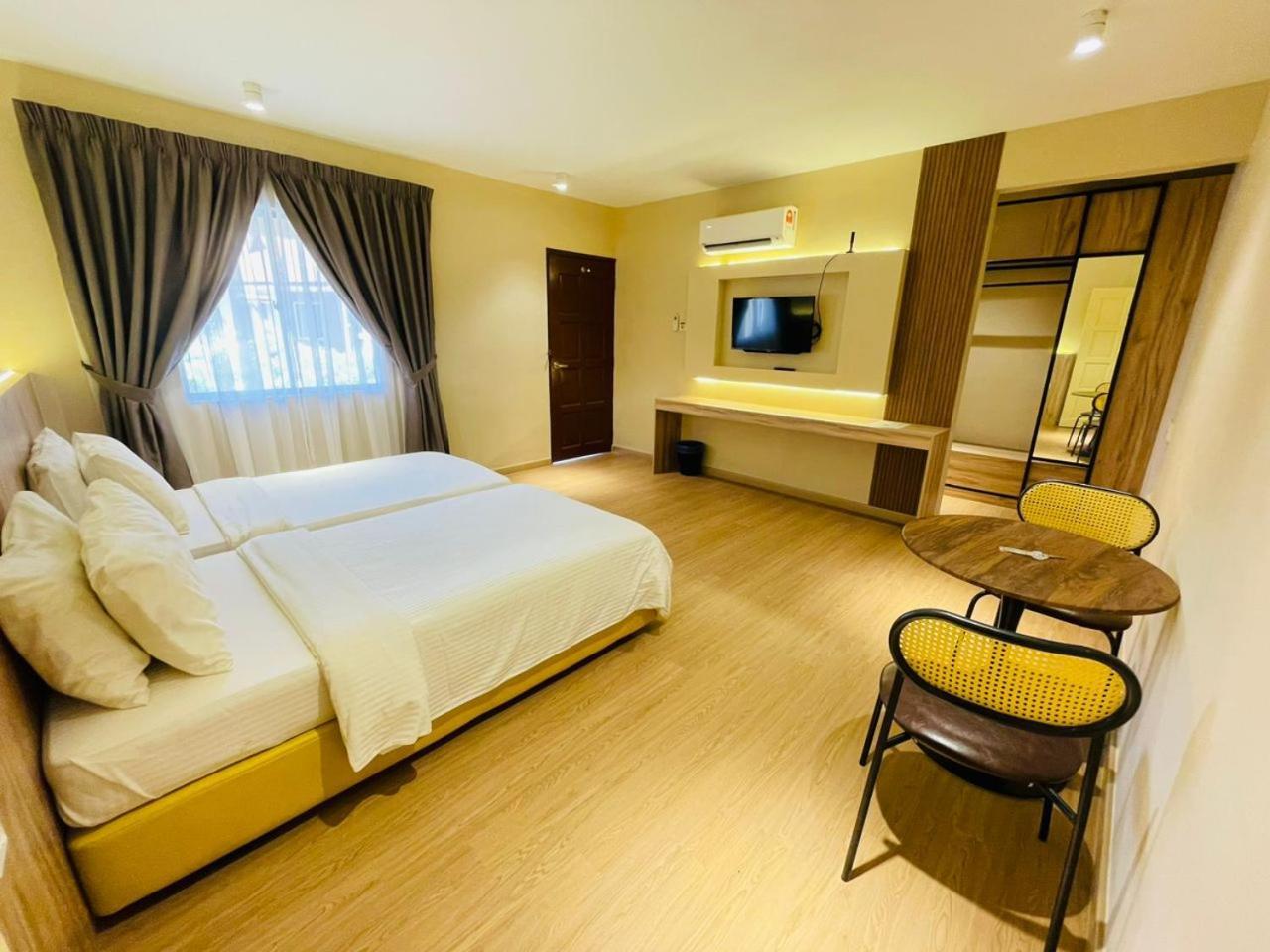 Rompin Beach Resorts Kuala Rompin Exterior foto