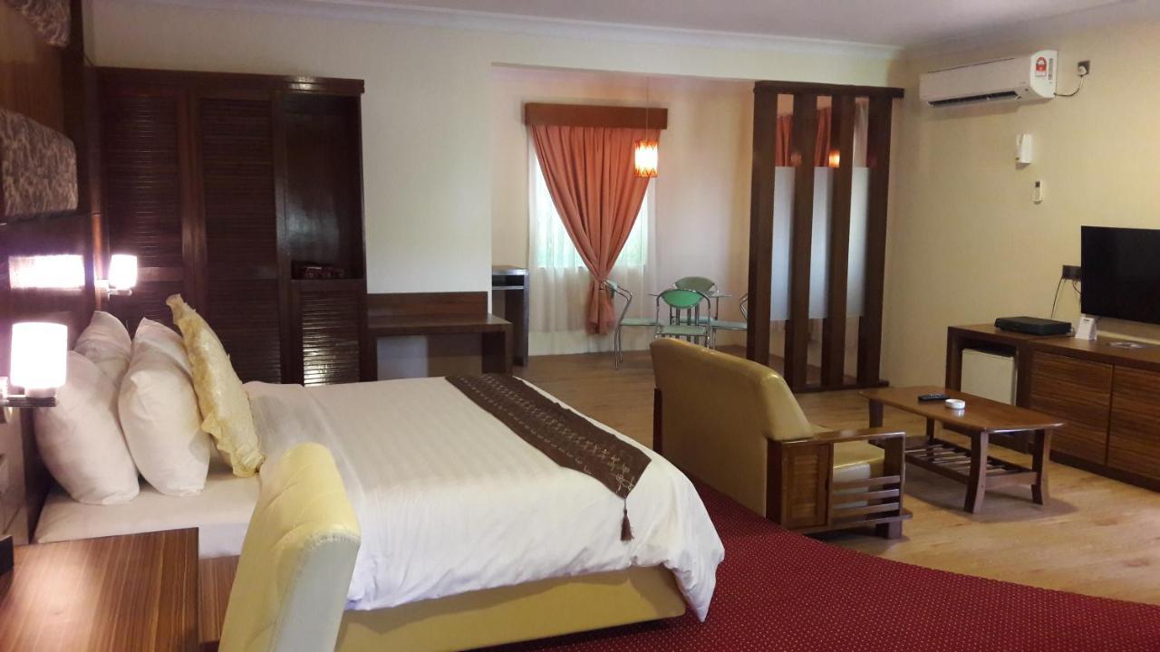 Rompin Beach Resorts Kuala Rompin Exterior foto